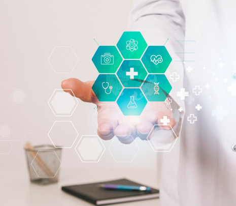 Використання даних з високоякісних наукових досліджень, таких як рандомізовані контрольовані випробування (РКВ) та метааналізи, що оцінюють ефективність і безпеку медичних втручань.